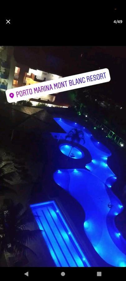 No Porto Marina *